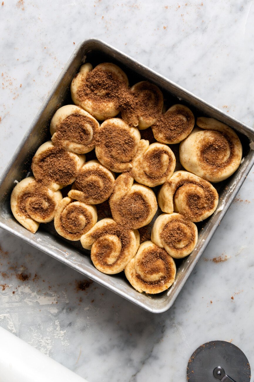 Mini Cardamom Cinnamon Rolls LG-8