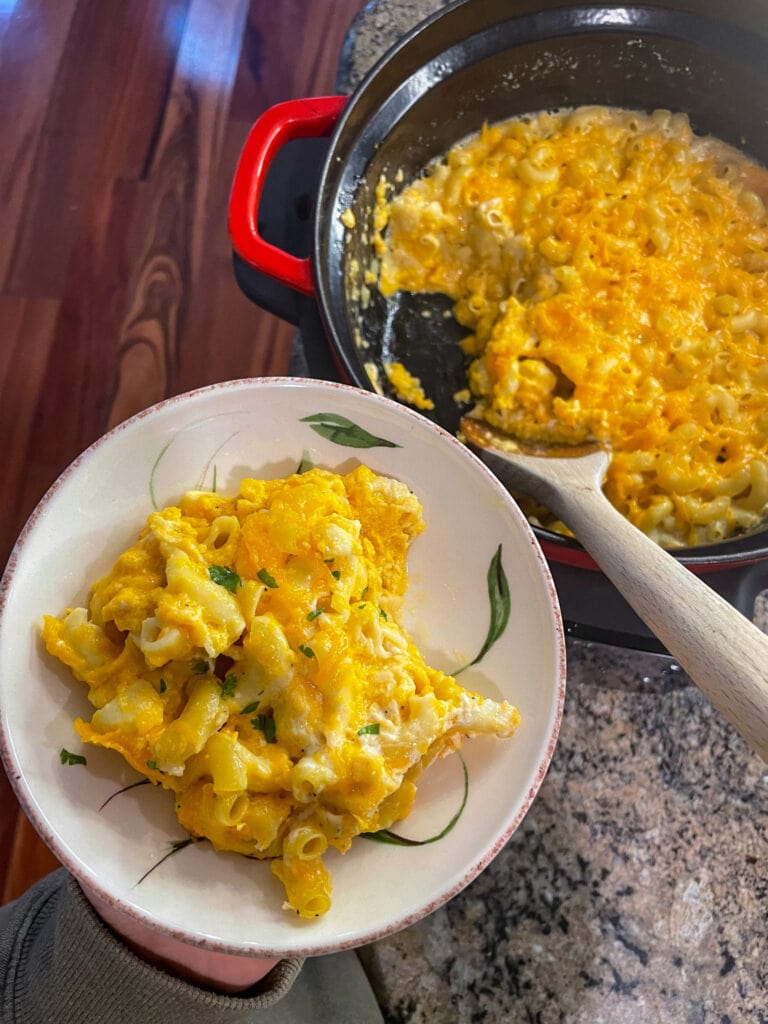 Slow Cooker Mac and Cheese