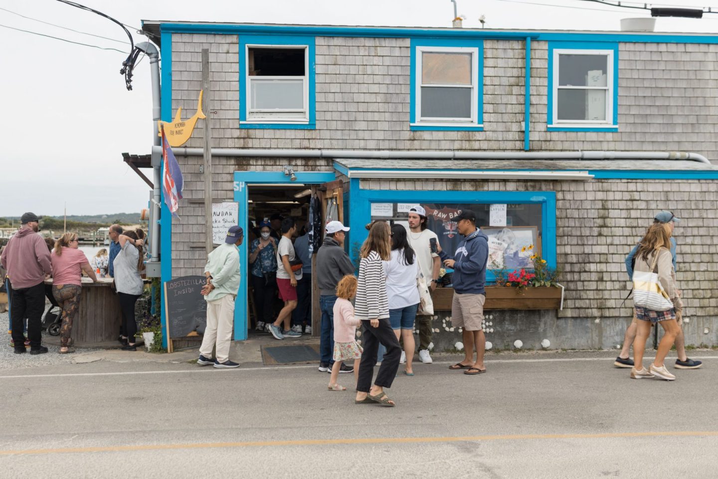 menemsha fish market