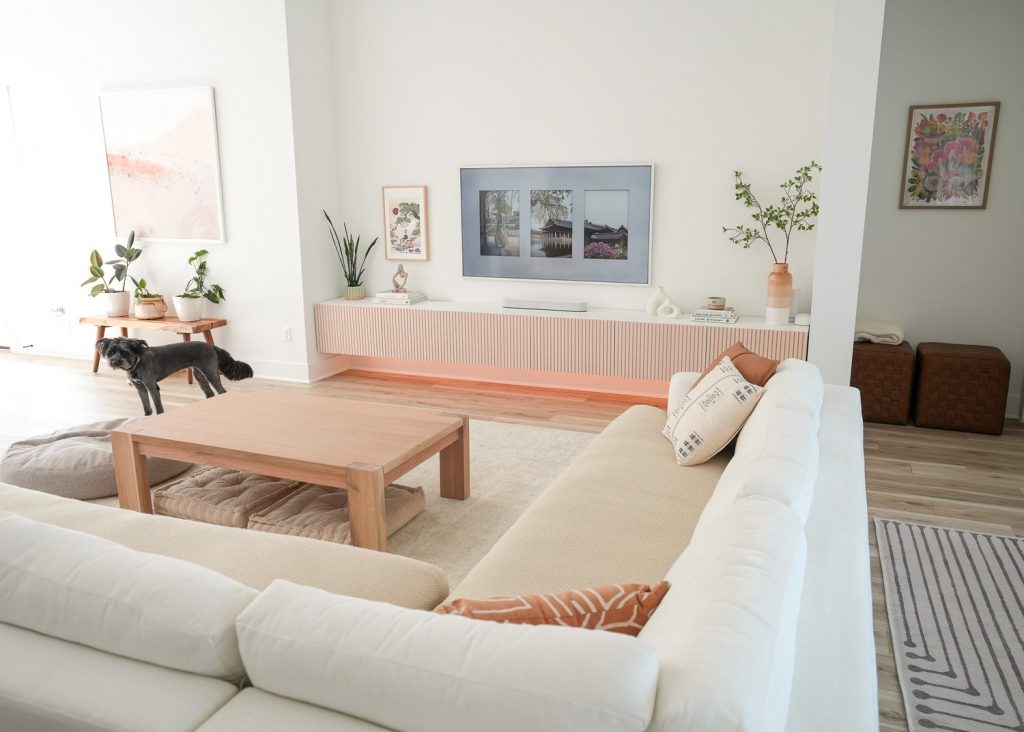 Tour our Living Room & Lounge