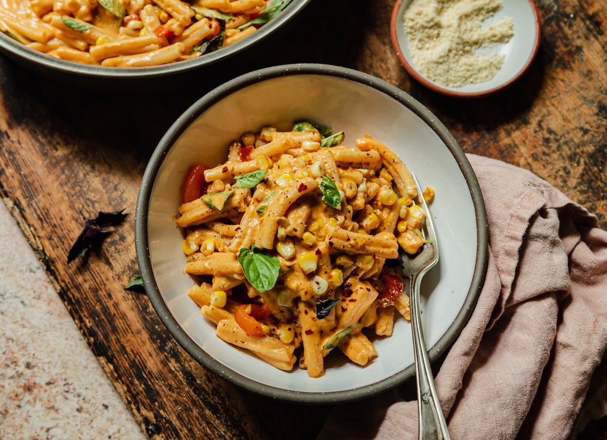 Vegan red pepper pasta recipe.