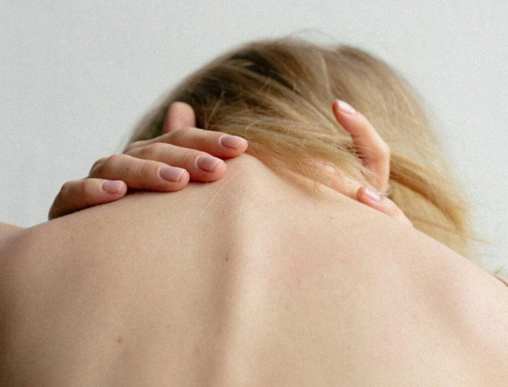 What to Know About Osteopathy, the Holistic Modality Beloved by European Women